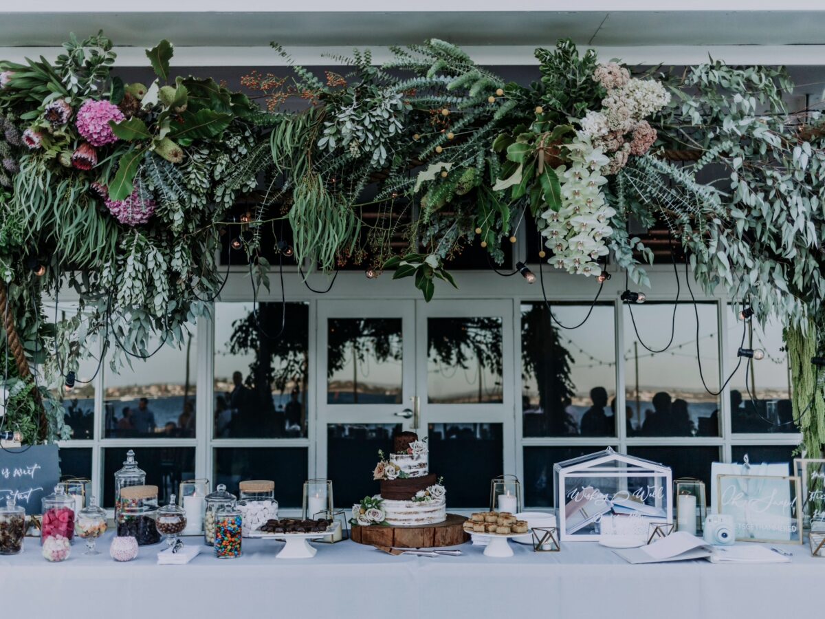 Festoon added to Florals by Natural Art Flowers